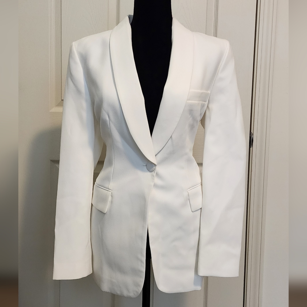 NWT : Zara White Blazer